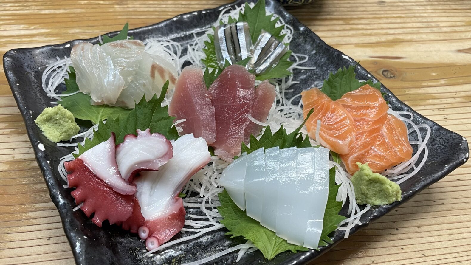 刺身盛り合わせ