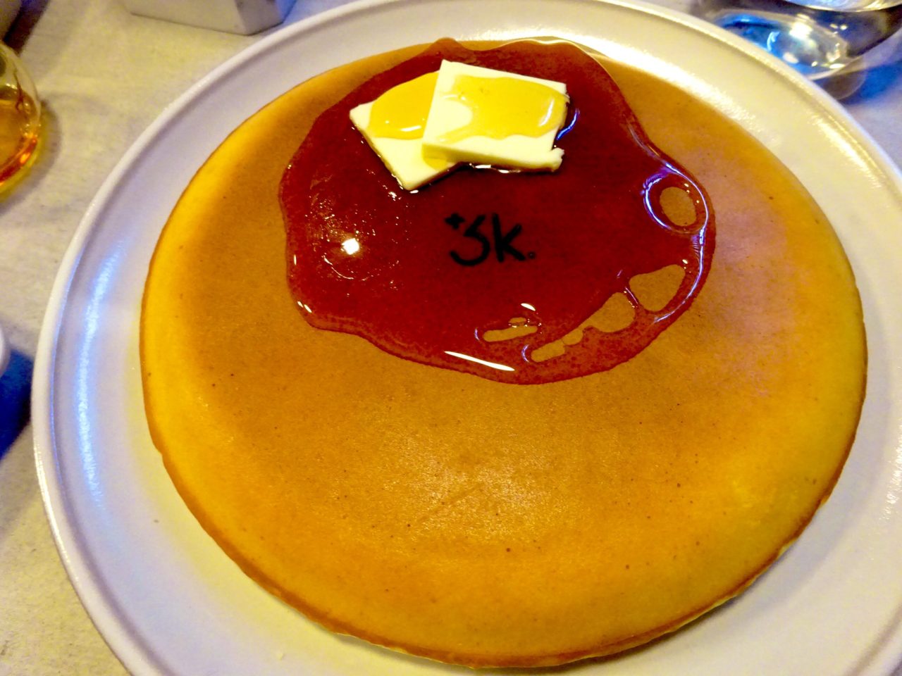 直径24cm 3kcafeのクラシックパンケーキがふかふかで幸せだった件 大須観音 上前津 おいでよ名古屋の食べ歩きログ