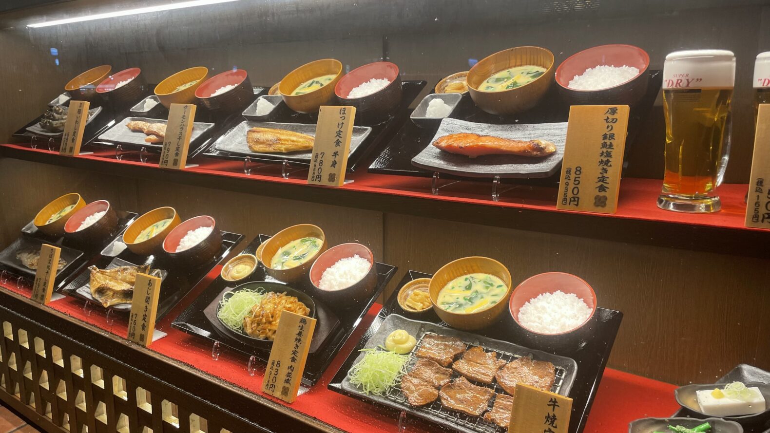 干物などが楽しめる しんぱち食堂 大須観音 おいでよ名古屋の食べ歩きログ