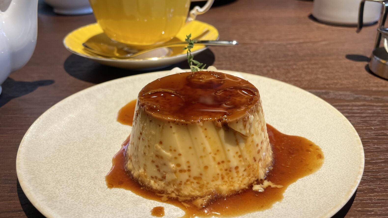 名古屋の硬めプリン